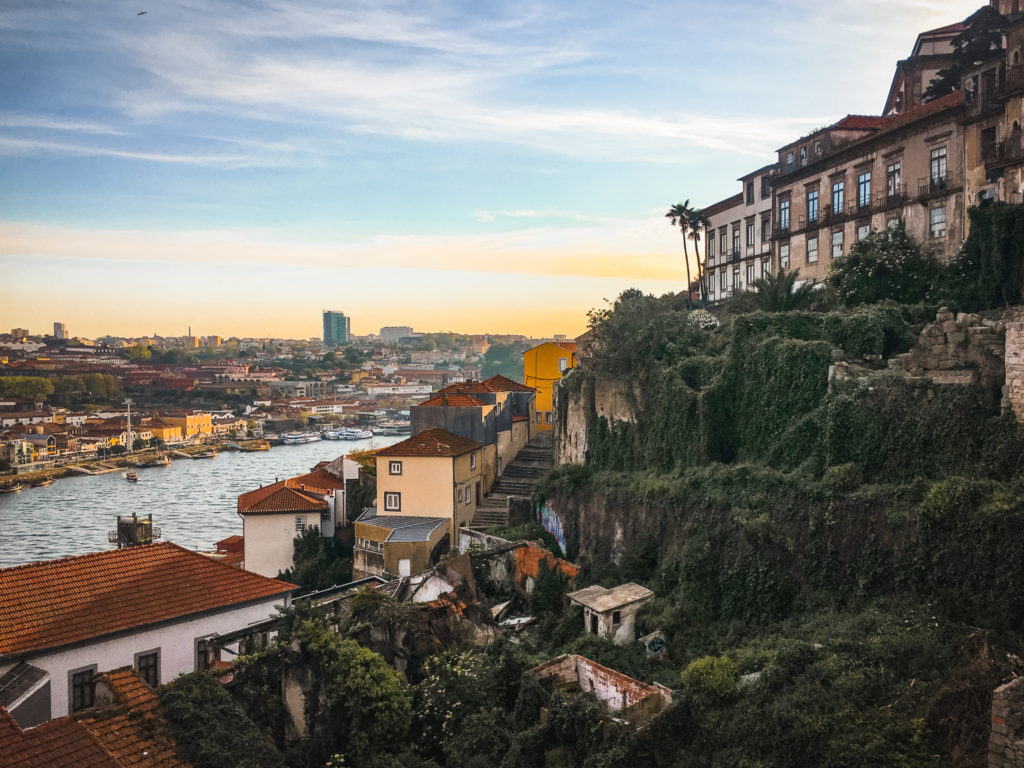 The Ultimate Guide to Porto: Porto Travel Guide 