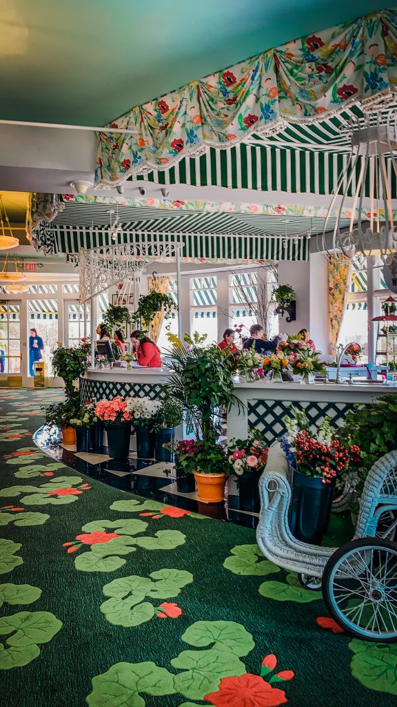 Grand Hotel's flower shop