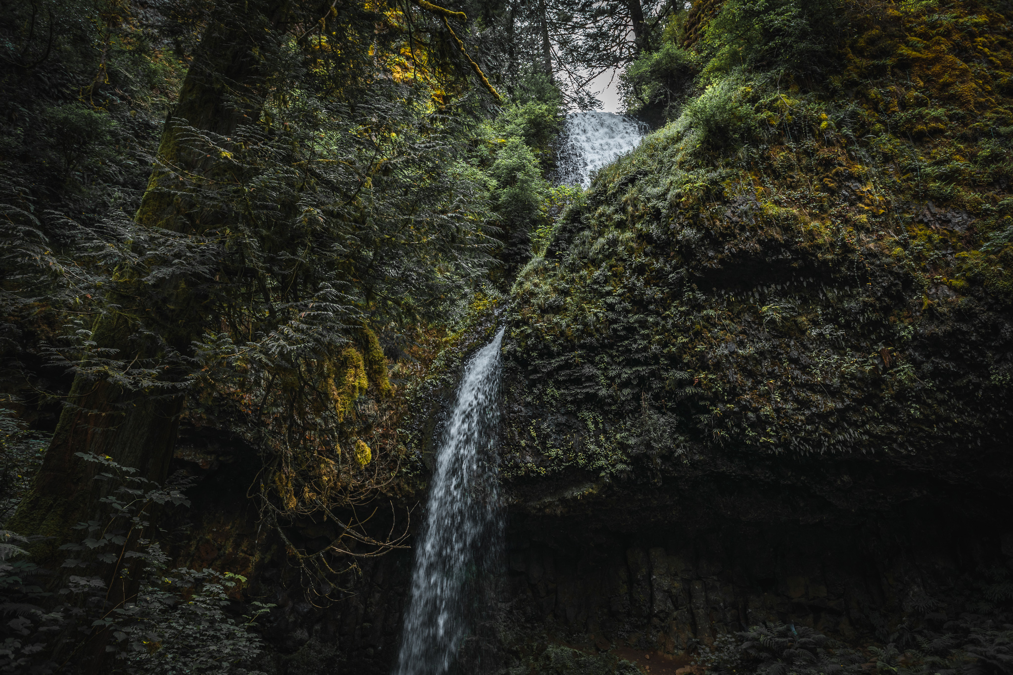 Oregon's Best Waterfalls on the Columbia River Gorge - The Break of Dawns