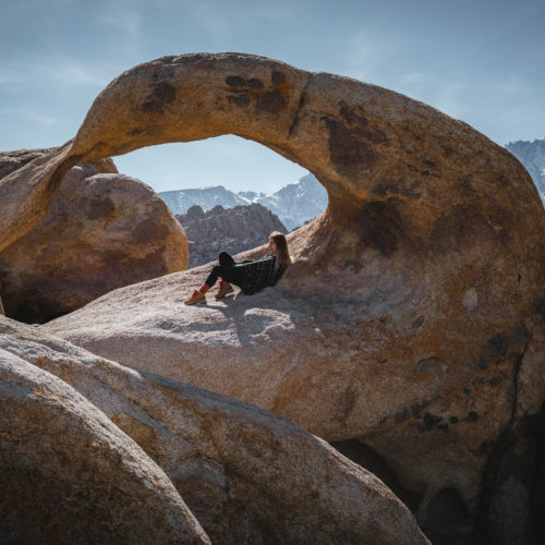 A Short Hike to the Mobius Arch in Alabama Hills