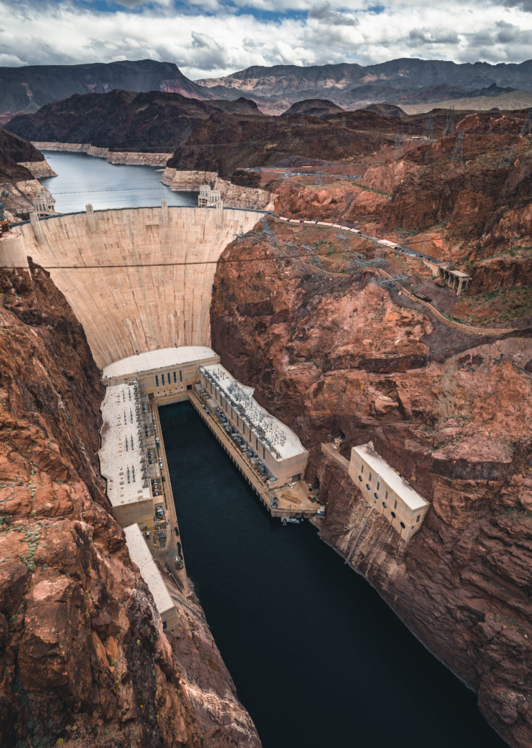 Visiting the Hoover Dam from Las Vegas - The Break of Dawns