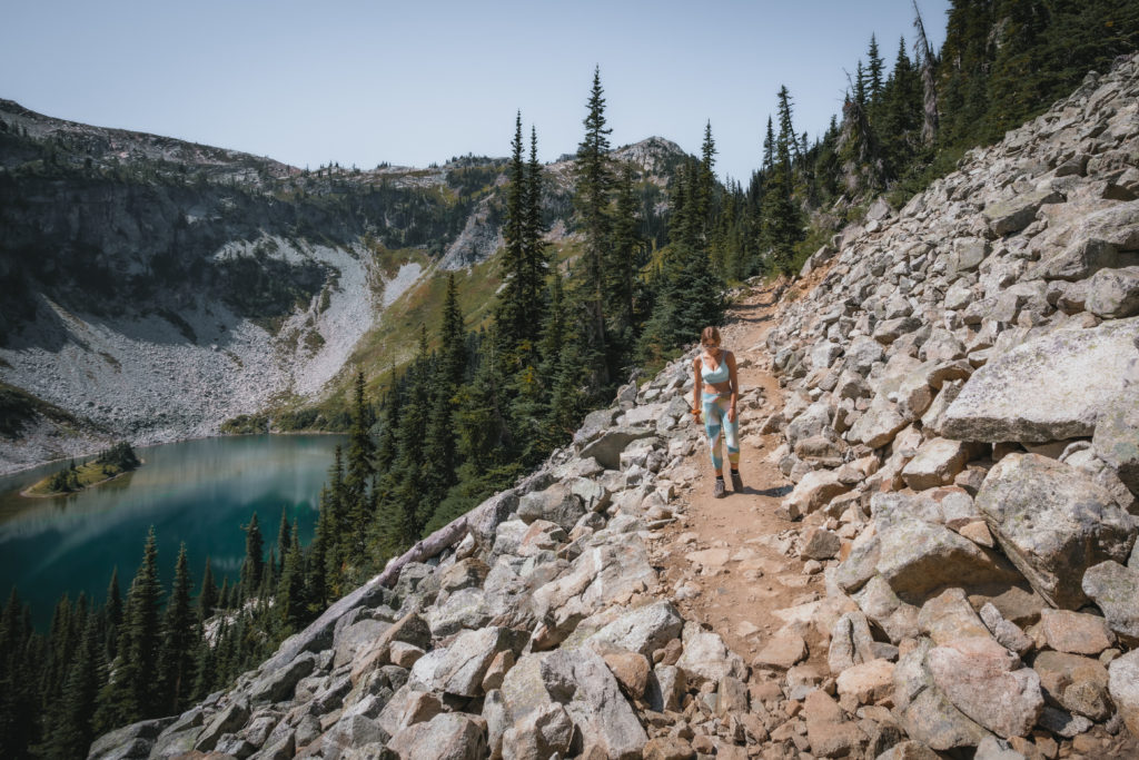 Hiking the Maple Pass Trail in North Cascades