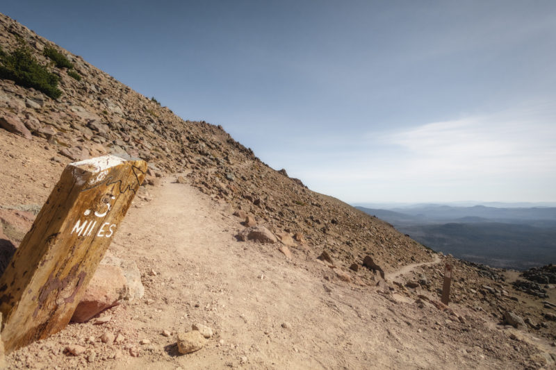 Summiting Volcanoes Hiking The Lassen Peak Trail The Break Of Dawns   097A1131 800x533 