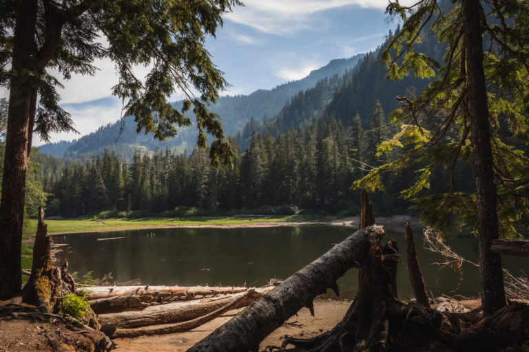 Hiking to Barclay Lake in Washington - The Break of Dawns