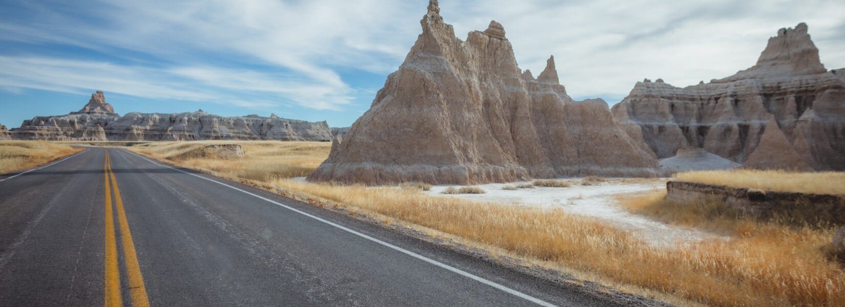 Driving the Badlands Loop Road in South Dakota